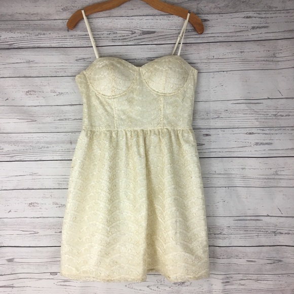 Minuet Dresses & Skirts - Minuet corset gold lace overlay dress